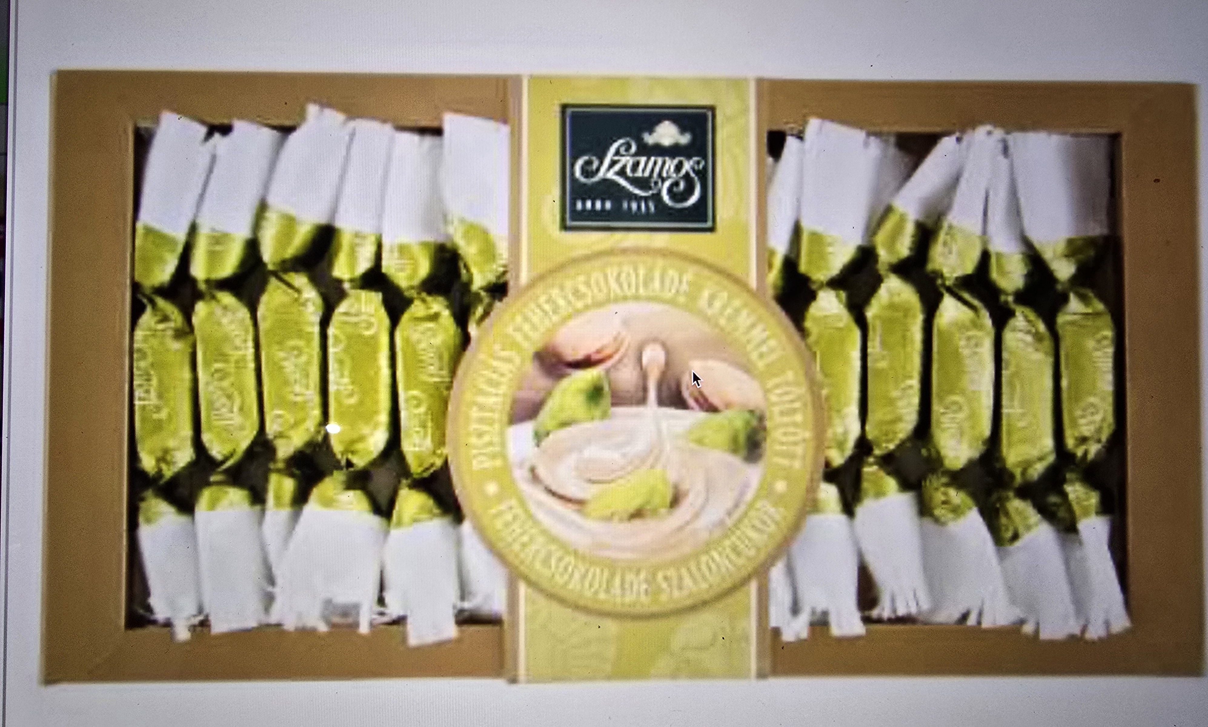 Szaloncukor pisztáciás fehércsokoládés praline 160g Szamos